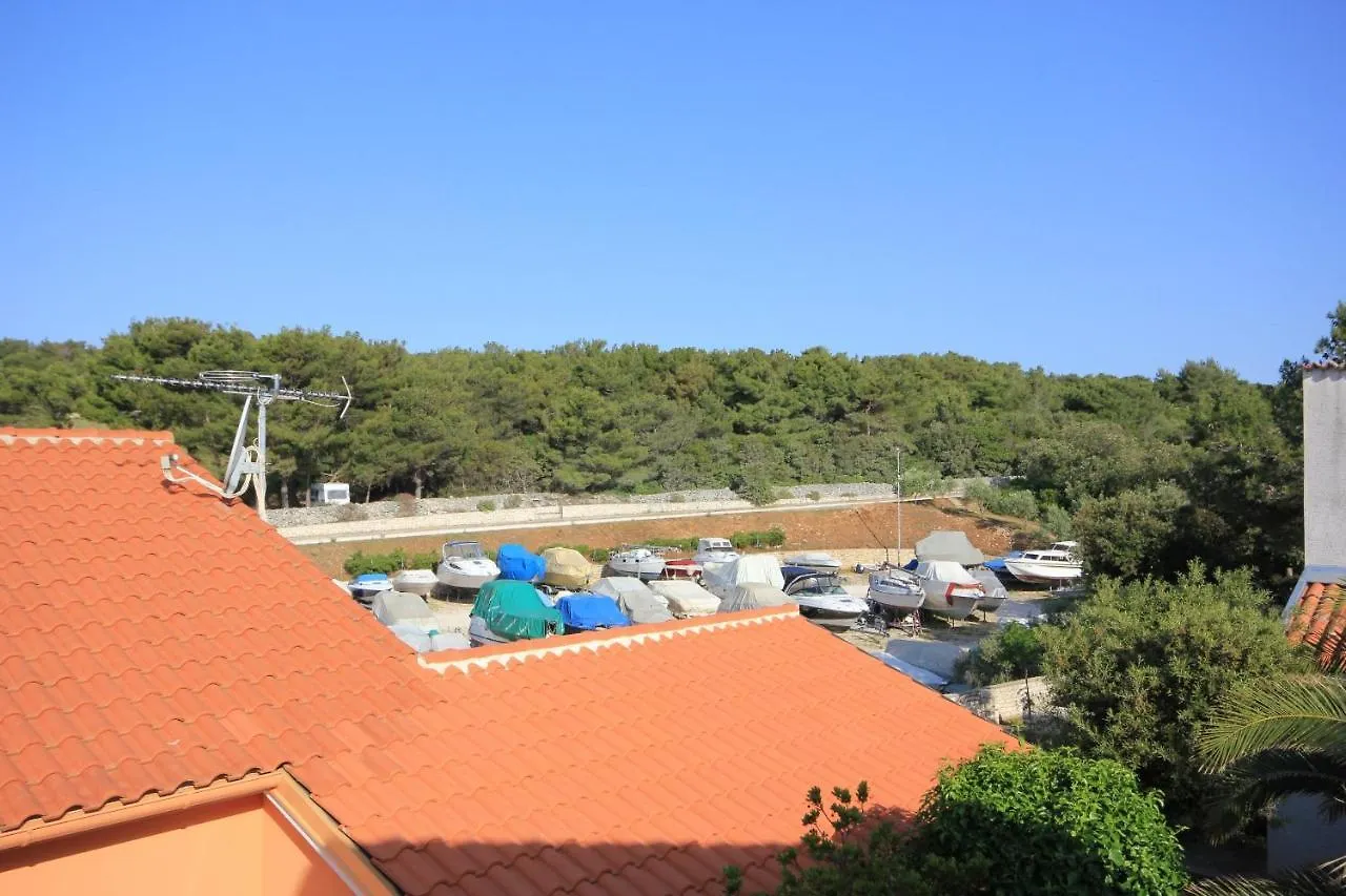 Apartments By The Sea Artatore, Losinj - 7934 Čunski